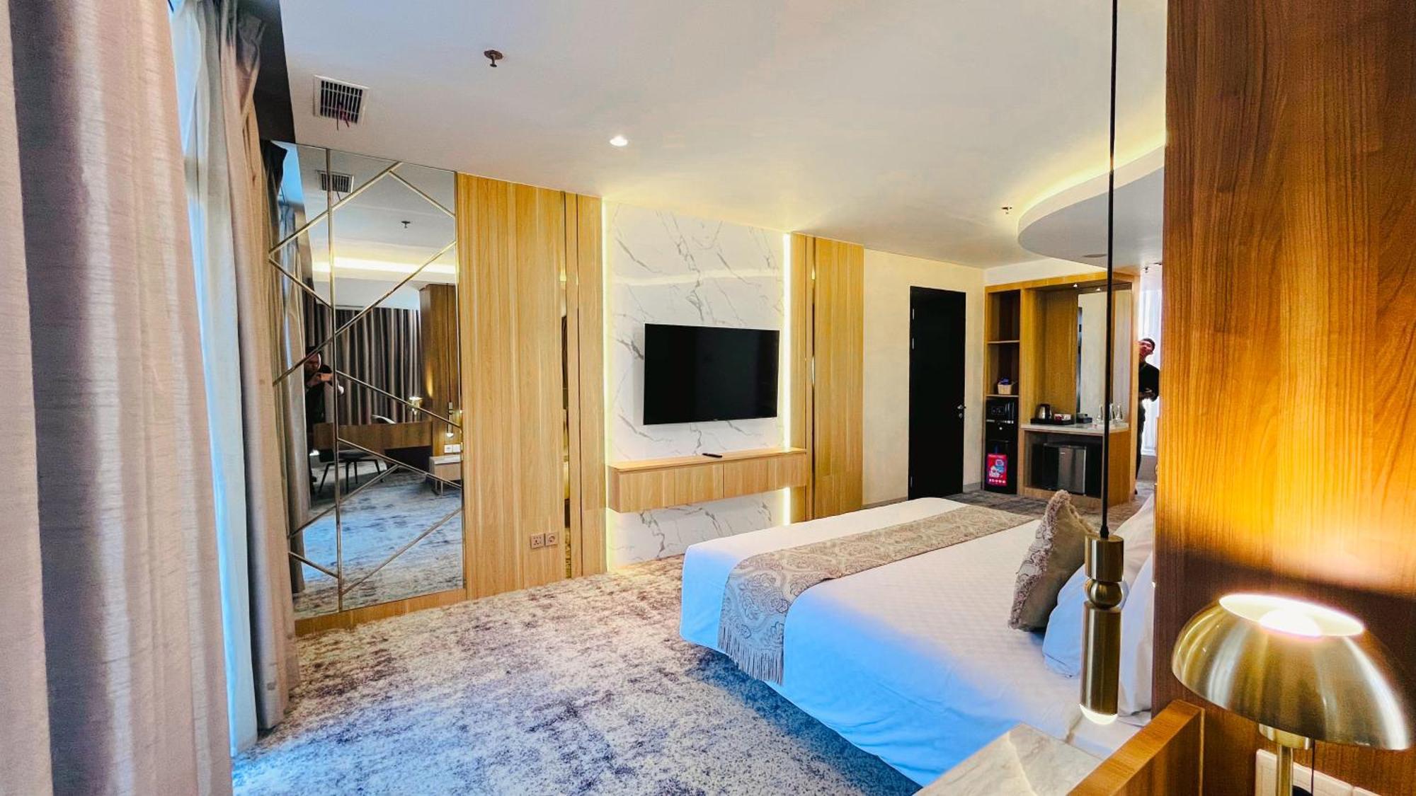 Grandia Hotel Bandung Exteriör bild