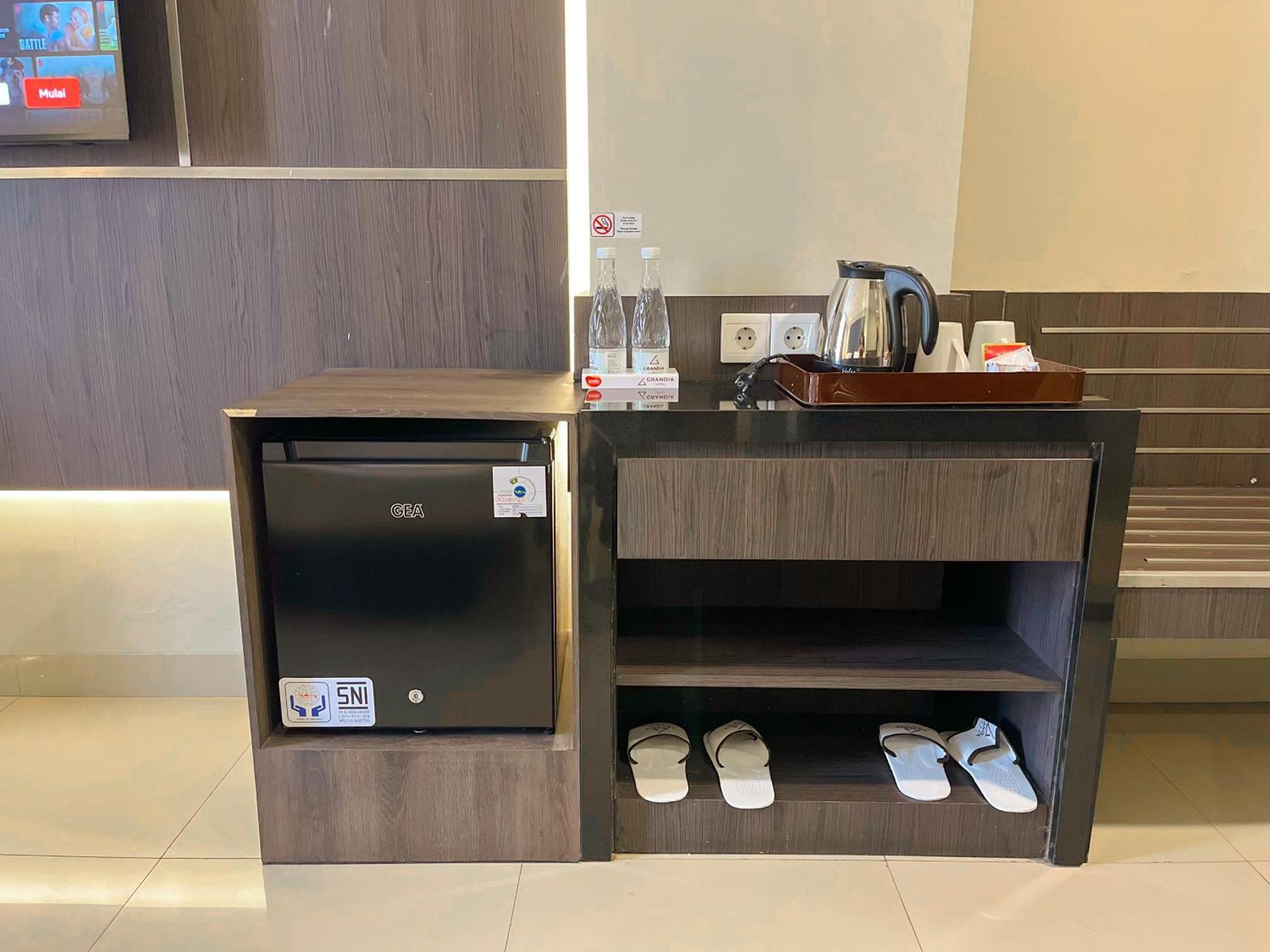 Grandia Hotel Bandung Exteriör bild